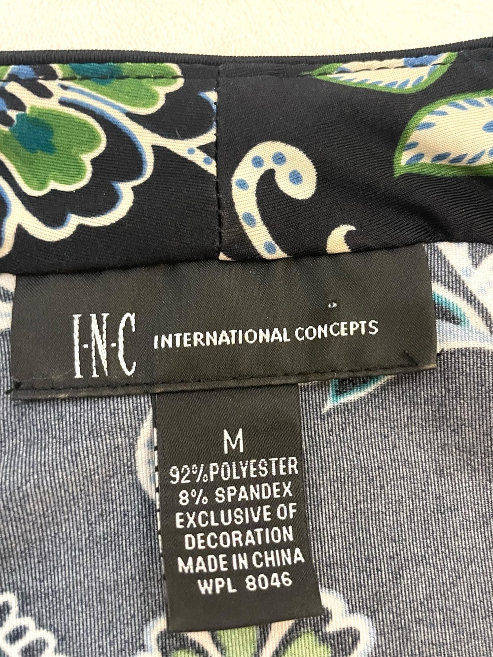 Navy Floral V-Neck Sleeveless Y2K Top - Picture 3 of 3